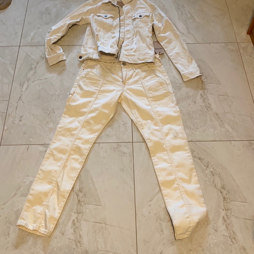 True Religion Jean Set - Picture 4 of 4